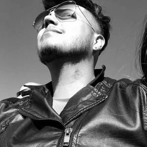 Meet your Posher, Jose